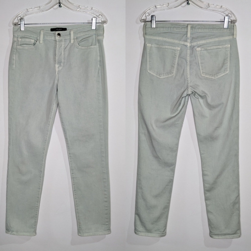 ✨3/$15  J Brand Georgia straight leg in seagrove 27